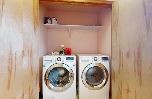 Sequim House | Lighthouse Manor