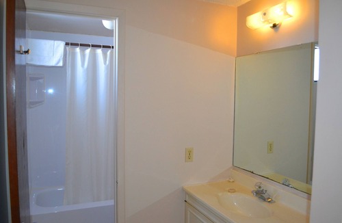 Walkerton Hotel | Lighthouse Motel