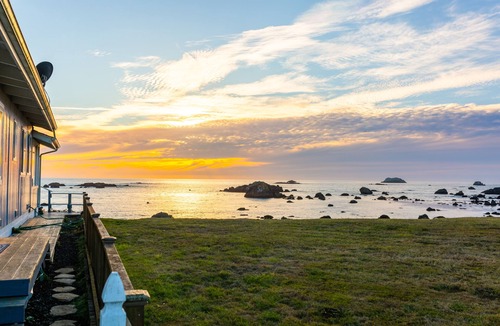 Crescent City House | Lighthouse Point