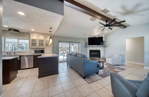 Bay Harbour House | Lighthouse Retreat With A Pool