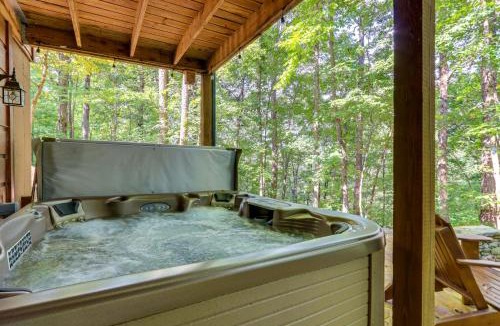 Ellijay House | Lightning Bug Lodge at Coosawattee River Resort!