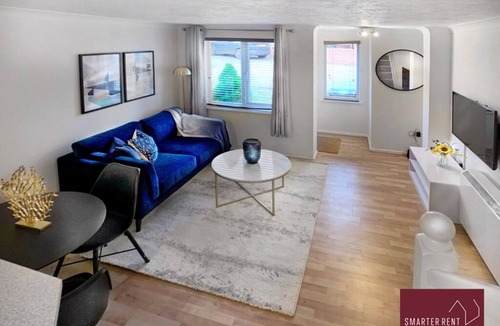 Lightwater Apartment | Lightwater - 1 Bedroom House