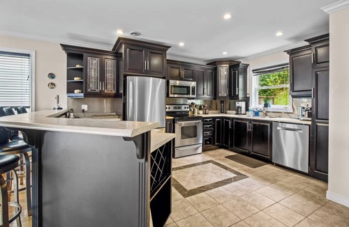 Waterford Valley House | Like Home Getaway near Walking Trails and Downtown