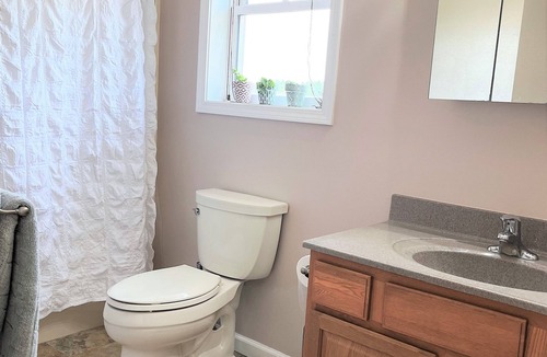Ithaca House | Like new house - 5 min. to Cornell on tranquil 21 acres - ski trails, wildlife!