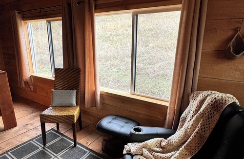 Umpqua Cabin | Lil Cedar Lodge