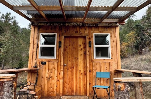 Umpqua Cabin | Lil Cedar Lodge