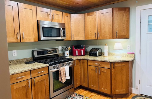 Town of Webb Apartment | Lil E's Pad #3- The ultimate Adirondack Apartment