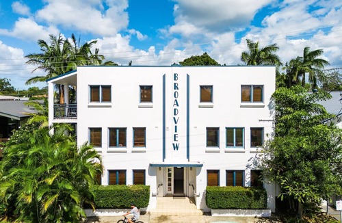 Brunswick Heads Apartment | Lil Nauti Broadview Apartments