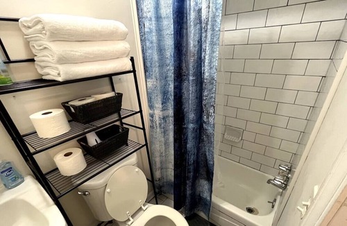 Albany Apartment | Lil' Studio on Washington Park