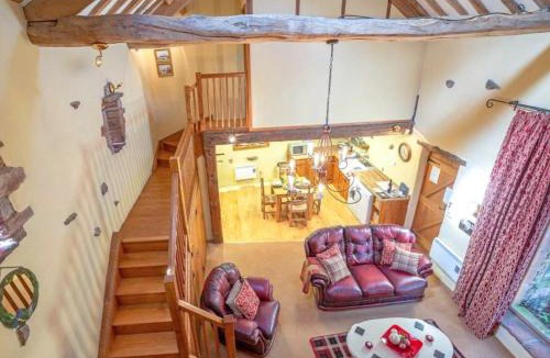 Newton Reigny House | Lilac Barn