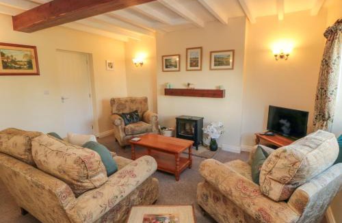 Wombleton House | Lilac Cottage