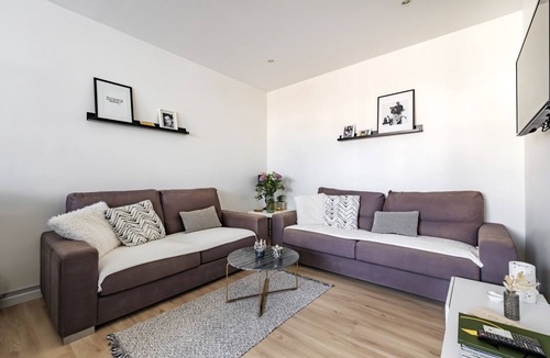 Parchamp–Albert Kahn Apartment | Lilac Embrace, by Veeve