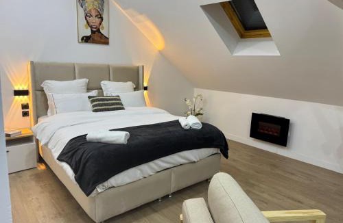 Beauvais Apartment | Lilas House