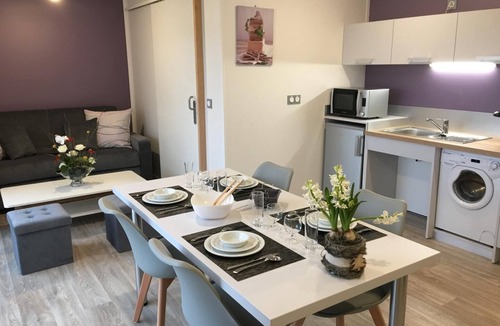 Lhommaize House | Lilas La Vallée des Noyers