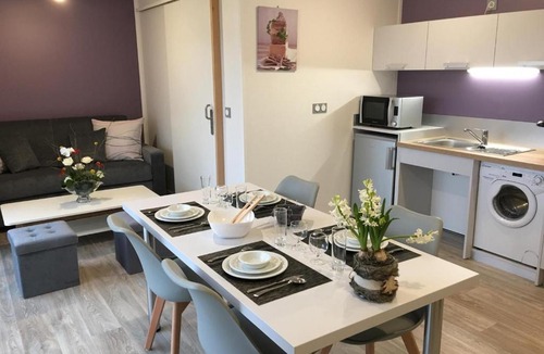 Lhommaize House | Lilas la vallée des noyers
