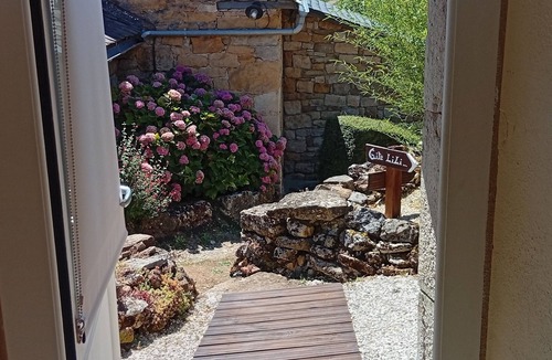 Palmas-d'Aveyron House | Lili de la Lisathi