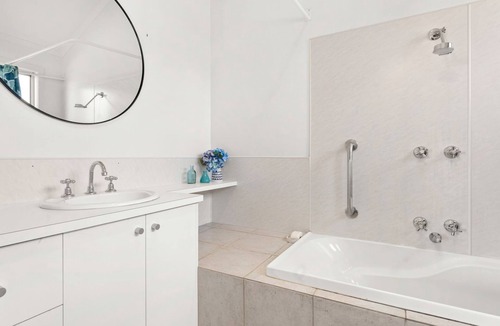 San Remo House | Lilibridge in San Remo