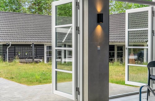 Hou House | "Lilie" - 270m from the sea by Interhome