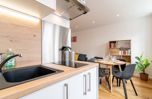 Wazemmes Apartment | Lille center equipped and bright apartment