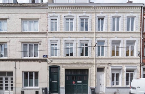 Wazemmes Apartment | Lille center equipped and bright apartment