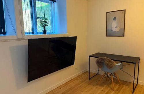 Randers Apartment | Lille Skovgaarden ved parken med gratis parkering