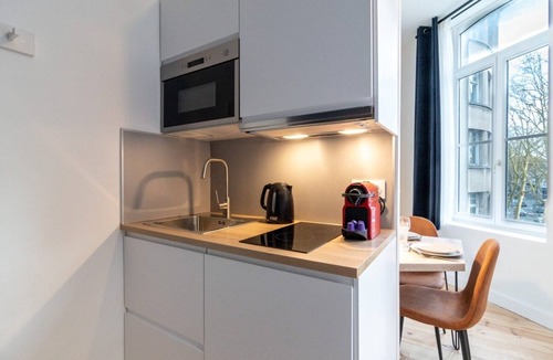 Historic Center Apartment | Lille: Studio Hypercentre