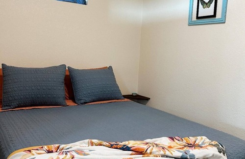 Dublin Cottage | Lillie - Fully Furnished 2 Person Cottage for short or mid-term stays