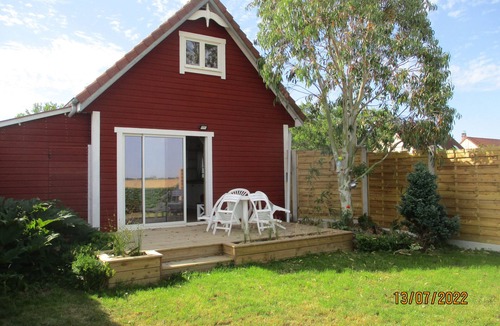 Quesnoy-le-Montant Cottage | Lillstugan B&B