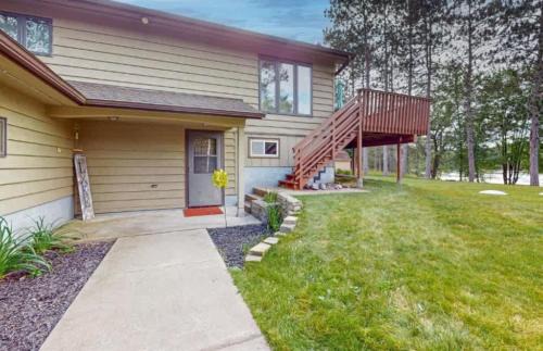 Hazelhurst House | Lilly Pad Landing