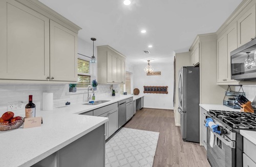 Houston House | Lillys Maison 3 with Huge Yard