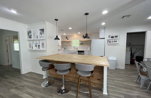 Houston House | Lilly’s Maison #7 Magnificent Medical Center/NRG Home
