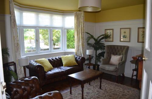 Alcombe House | Lily House