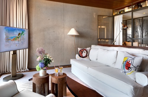 La Croix-Valmer Hotel | Lily of the Valley