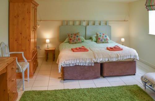 Nassington House | Lily Pad 5 - Uk43913