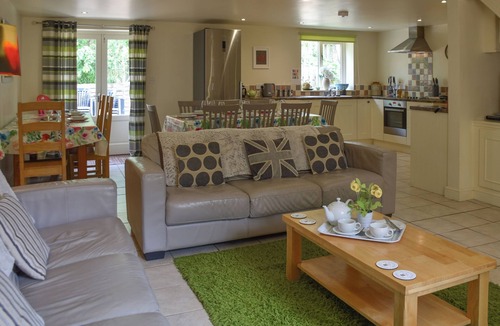 Nassington Cottage | Lily Pad 7 - UK43916