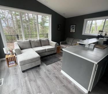 Nimitz Apartment | Lily Pad Hideaway on 19 Acres