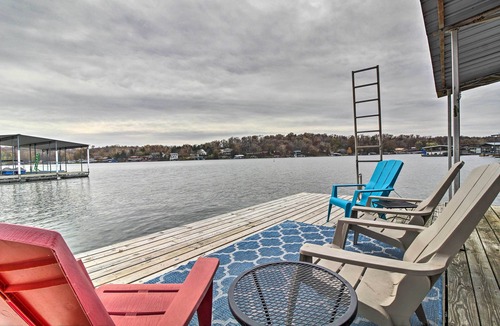 Gravois Mills House | ‘Lily Pad’ Oasis w/Dock on Lake of the Ozarks!