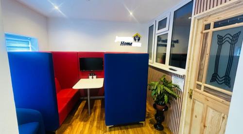 Thamesmead East House | Lily's Home