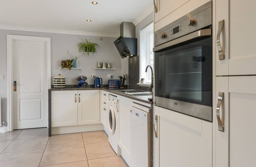 Okehampton Cottage | LILYS PAD, pet friendly, with open fire in Okehampton