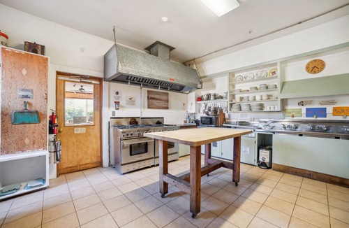 Point Reyes Station Cabin | Limantour Lodge-Bunkhouse- Great for groups!