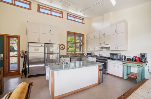 Point Reyes Station Hotel | Limantour Lodge