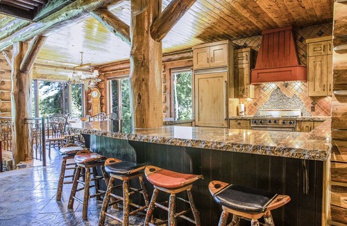 Salt Lake Mountain Resorts Cabin | Limber Pine Lodge by Cottonwood Lodging