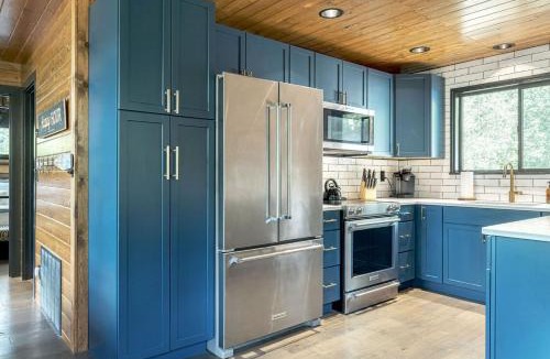 Wright City Ski Chalet | Limberry Cove Lakefront Getaway