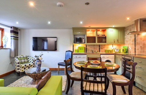 Bicton Cottage | Lime Cottage, Great Houndbeare Farm