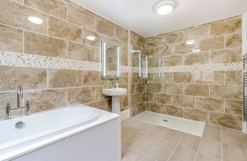 Llandrindod Wells Cottage | Lime Lodge - UK42547