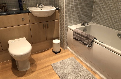 Gamston Apartment | Lime Tree Apartment | Coventry