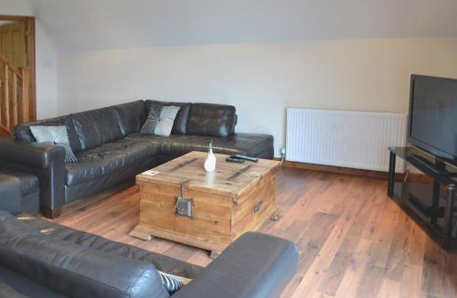 Dunfermline House | Lime Tree Cottage