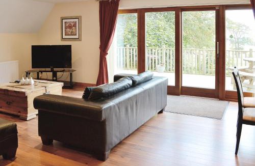 Dunfermline House | Lime Tree Cottage