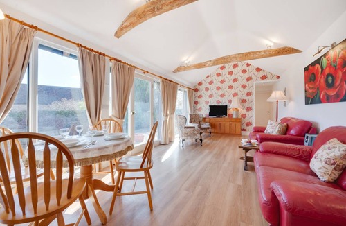 Nettlestead Cottage | Lime Trees