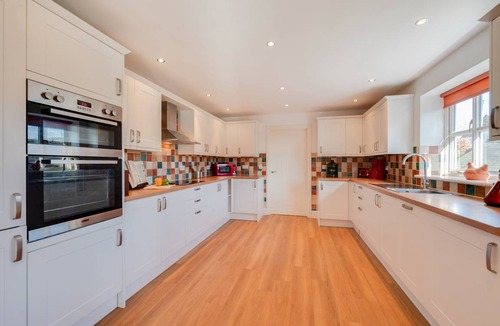 Nettlestead Cottage | Lime Trees